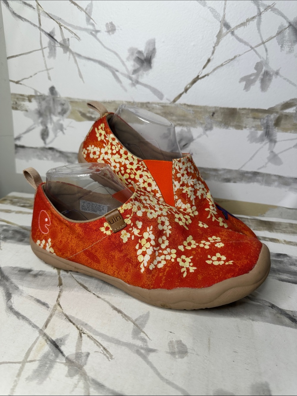 UIN Slip On Floral Shoes